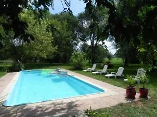 Claux De Serignac 3*