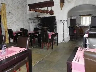 Hotel Claux De Serignac 3*