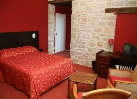 Claux De Serignac 3* Rodez